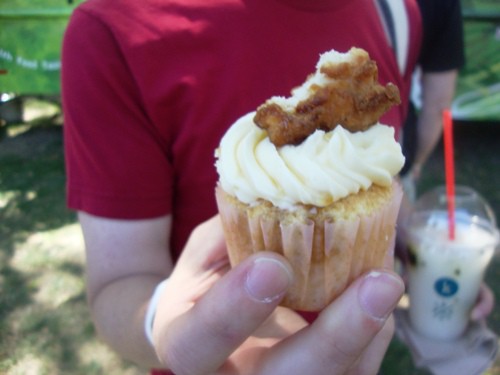 chicken and waffle cupcake