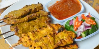 Delicious Chicken satay at Rhong Tiam Supreme Burger Truck Delicious Chicken Satay At Rhong Tiam Supreme Burger Truck