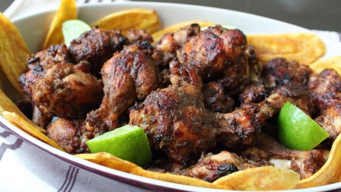 43599 Jerk Chicken Wings & Mac 'n Cheese From Wing'n It