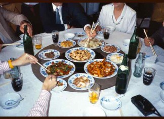 FRIDAY’S RECIPE: MOO SHU CHICKEN LETTUCE WRAPS Today's Lunch: Dumpling Soup House At The Bryant Park Holiday Shops