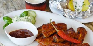 How To Make Your Own BBQ Sauce (Quick and Delicious!) How To Make Your Own BBQ Sauce