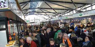 Top 6 Famous Food Markets Around the World Famous Food Markets Around the World