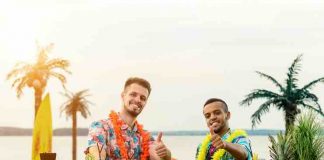 10 Tips on How To Make Money While Traveling make money while traveling