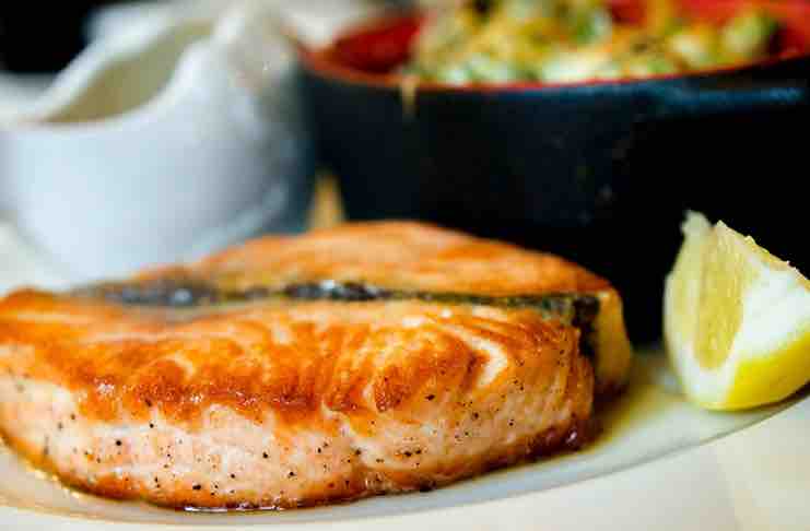 How Long Does Cooked Salmon Last