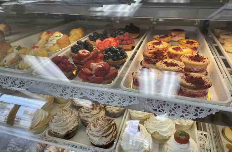 calandra's bakery new york city