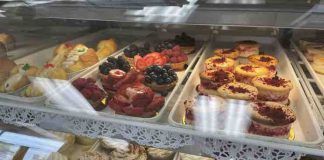 Calandra’s Bakery: Italian Pastries Like in Naples CALANDRA'S BAKERY NYC