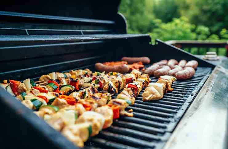 Grills and Smokers for Your Barbecue Party at Home