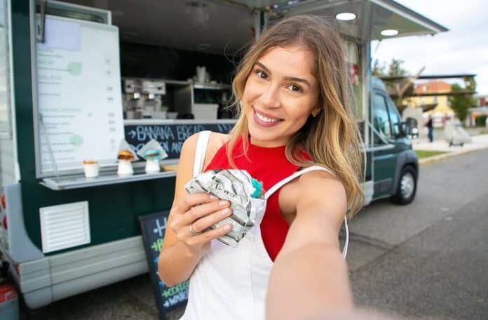 How to Make Your Food Truck Stand Out How to Make Your Food Truck Stand Out