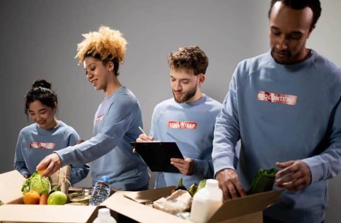 Repacking Food Repacking Food