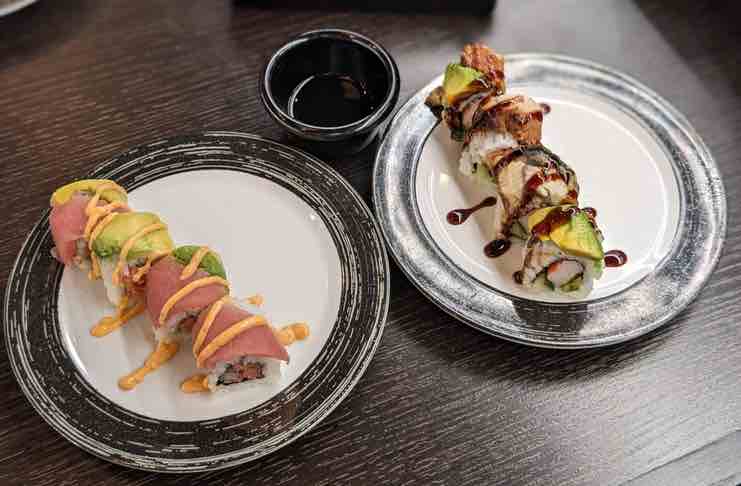 Our Visit To Kaiten Zushi Nomad – Sushi By The Belt Green Dragon and Red Dragon rolls