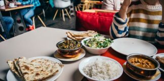 Food Travel: Mini Guide for Indian Food in Dubai Guide for Indian Food in Dubai