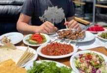 Mediterranean Foods: Exploring The Healthy Diet of The Mediterranean Mediterranean Foods