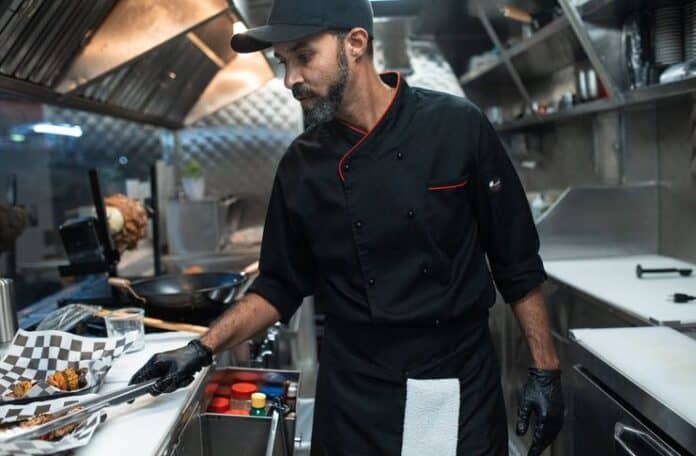 TOP Chefs In The World Who Started With Street Food TOP Chefs In The World Who Started With Street Food