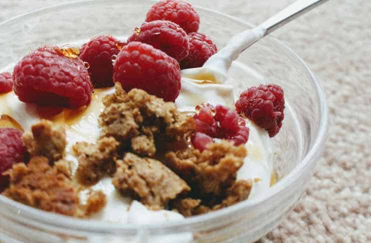 High-Protein Snacks: Boost Energy And Optimize Workouts high protein greek yogurt