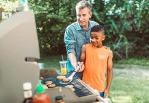 A Street Food Lover’s Guide to Elevating Your Next Backyard BBQ Guide to Elevating Backyard BBQ