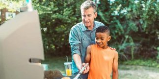 A Street Food Lover’s Guide to Elevating Your Next Backyard BBQ Guide to Elevating Backyard BBQ