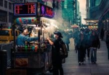 Discovering New York City’s vibrant Street Food Scene: Classic Favorites and Emerging Flavors New York City vibrant Street Food Scene