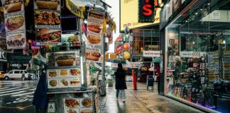 Street Food and Gut Health: How to Enjoy Both Without Regret street food