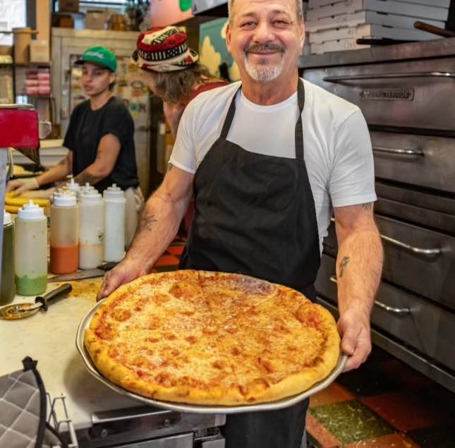 free pizza at the greenwich village food tour in nyc free pizza at the greenwich village food tour in nyc