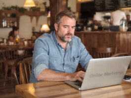 restaurant owner trying to increase online visibility of his restaurant