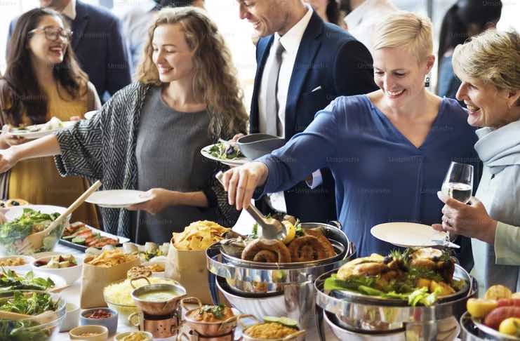 Why Buffet-Style Serving Can Increase Food Safety Risks At Gatherings