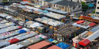 How Tarp Canopies Shape Outdoor Food Markets How Tarp Canopies Shape Outdoor Food Markets