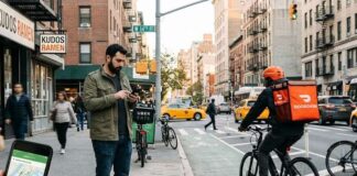 How Location-Based Technology is Driving the Next Food Craze How Location-Based Technology Is Driving The Next Food Craze