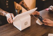 How Mobile Payment Apps Keep Your Restaurant Running Like Clockwork How Mobile Payment Apps Keep Your Restaurant Running Like Clockwork