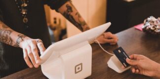 How Mobile Payment Apps Keep Your Restaurant Running Like Clockwork How Mobile Payment Apps Keep Your Restaurant Running Like Clockwork