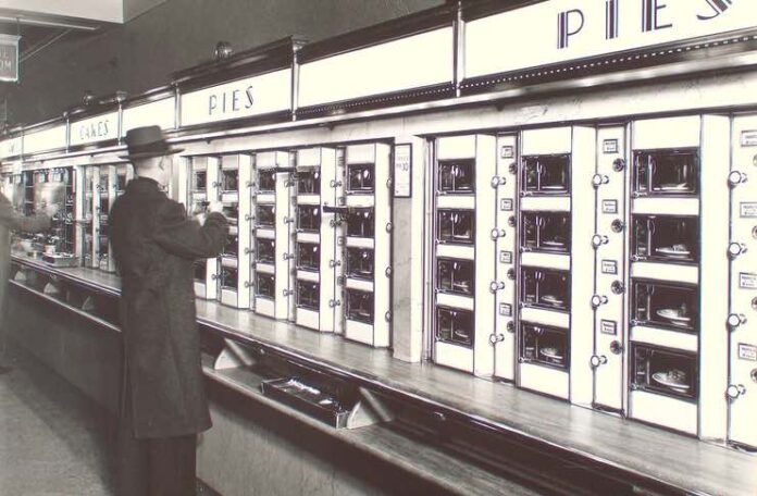 The Automat: How A Handful Of Coins Built New York's Most Modern Restaurant An Automat in Manhattan. Public Domain