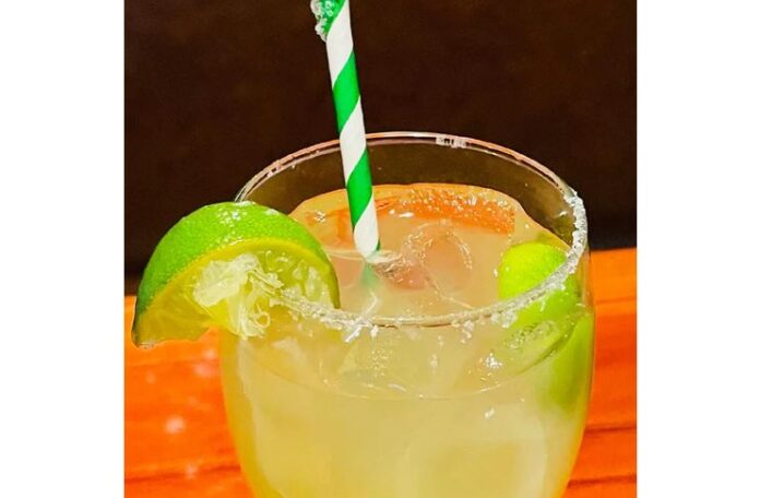 5 Benefits Of Using Margarita Salt Paper Straws Instead Of Salt Rims 5 Benefits Of Using Margarita Salt Paper Straws Instead Of Salt Rims