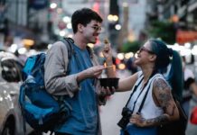 Street Food Travel: How to Eat Like a Local Anywhere in the World Street Food Travel Guide: How to Eat Like a Local Worldwide