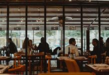Tables and Bases Are Two Purchases, Not One: How NYC Restaurant Owners Actually Furnish a Dining Room Tables And Bases Are Two Purchases, Not One: How Nyc Restaurant Owners Actually Furnish A Dining Room