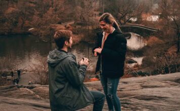 How to Propose in Central Park and Celebrate with NYC’s Best Street Food How To Propose In Central Park And Celebrate With Nyc's Best Street Food
