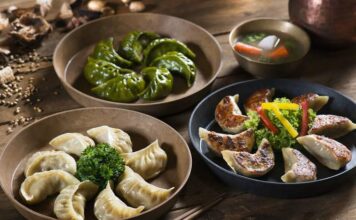 A Himalayan Pantry Guide to Jackson Heights: What to Buy, From Timur Pepper to Mad Honey A Himalayan Pantry Guide To Jackson Heights: What To Buy, From Timur Pepper To Mad Honey