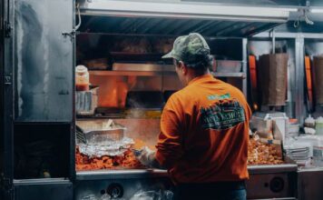 Islam Elfiky Explains Why New York Fast Food Is Still Missing Shawarma Islam Elfiky Explains Why New York Fast Food Is Still Missing Shawarma
